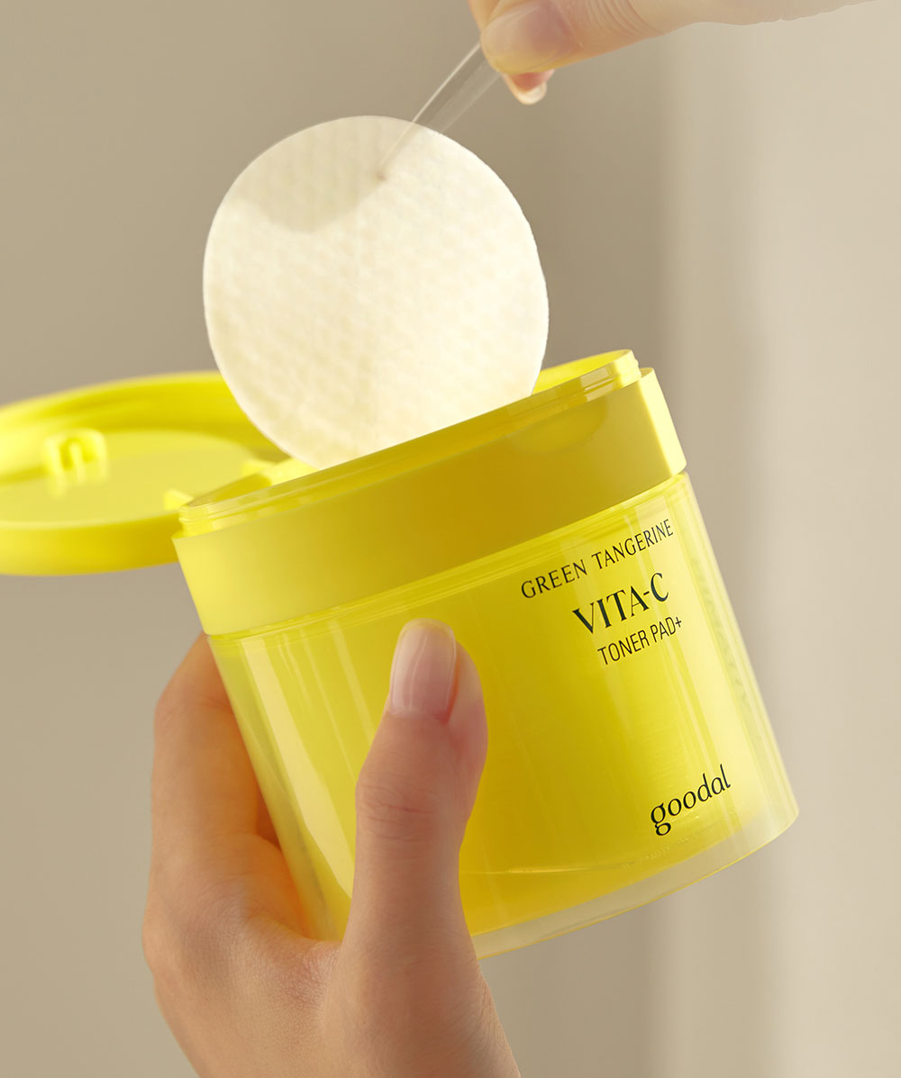 goodal Green Tangerine Vita C Dark Spot Pad 160ml / 70pads