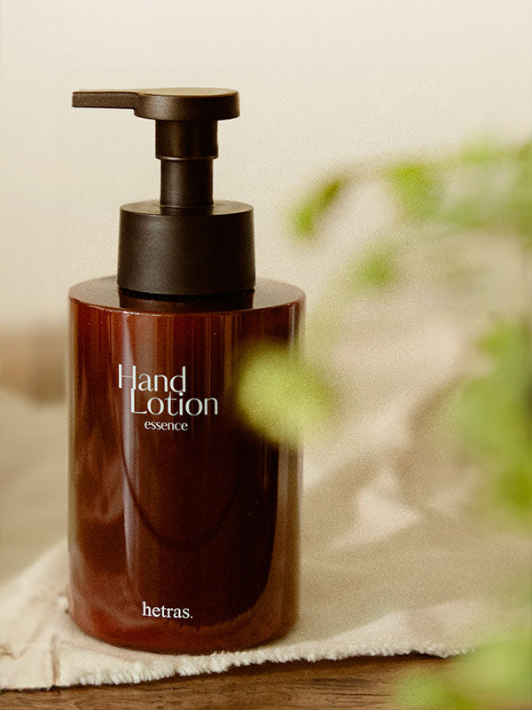 hetras Perfume Essence Hand Lotion 515ml
